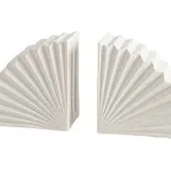 NWT Style House Ruffled Matte Bookends full set spans 12.6” x 3.94” x 6.1” - Picture 3 of 9